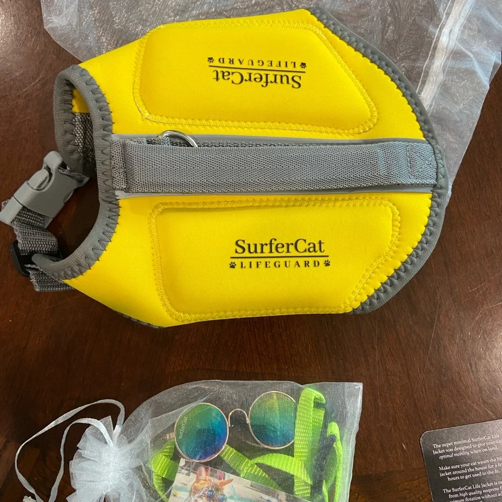 Surfer Cat life jacket regular size  yellow